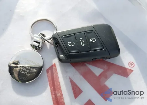 2020 Volkswagen Jetta 1.4T R-Line/1.4T S z USA, uszkodzony, nr VIN 3VWN57BU4LM073581